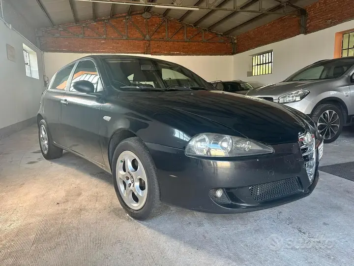Alfa Romeo 147