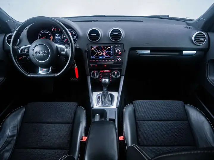 Audi A3 Sportback 2012 photo 2