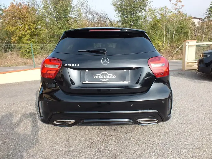 Mercedes-Benz A-Class 2017 photo 5