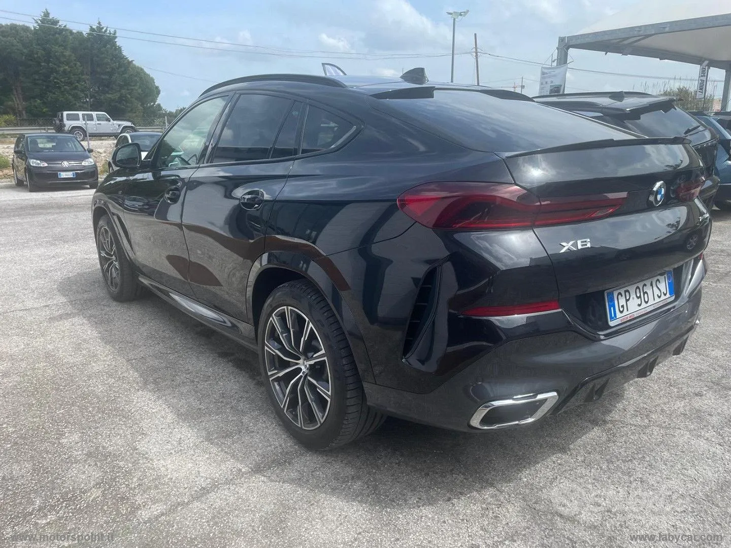 BMW X6 2022 photo 2