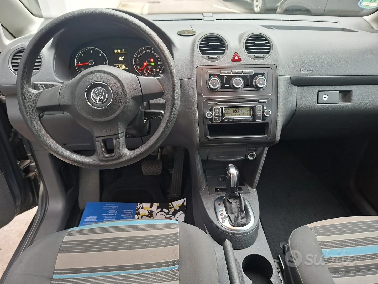 Volkswagen Caddy 2011 photo 5