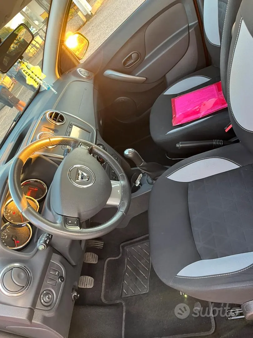 Dacia Sandero 2016 photo 4