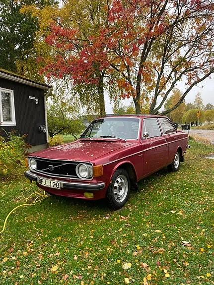 Volvo 142