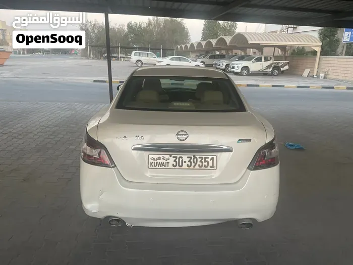 Nissan Maxima 2014 photo 4