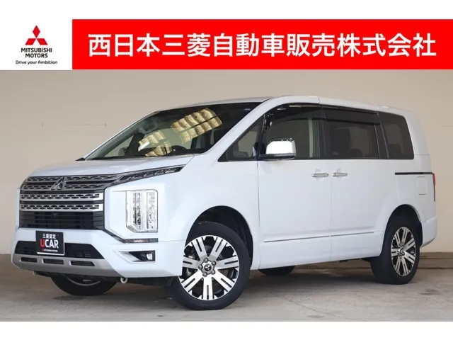 Mitsubishi Delica D:5