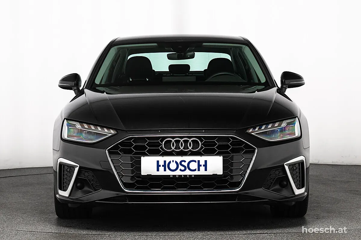 Audi A4 2024 photo 2