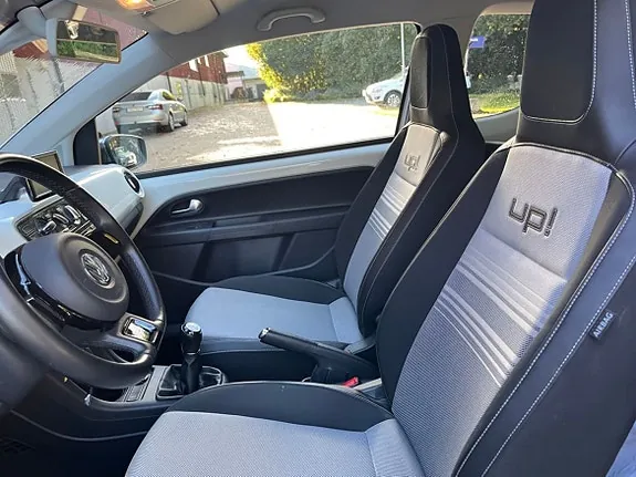 Volkswagen Up 2012 photo 2
