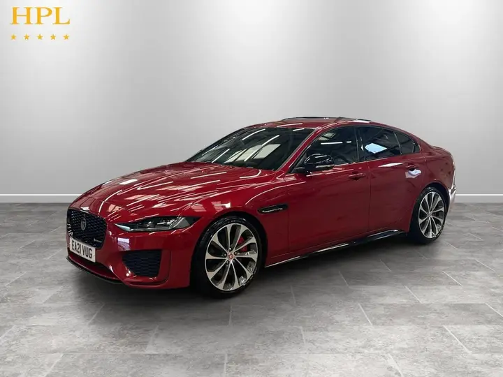 Jaguar Xe 2021 photo 3