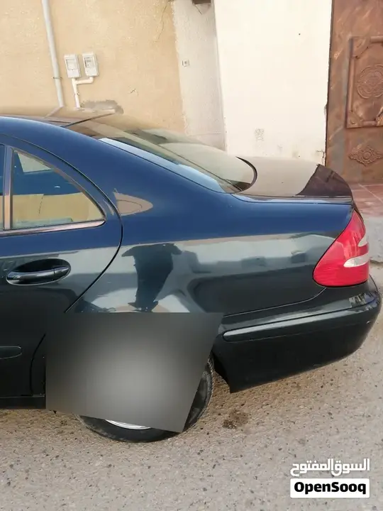 Mercedes-Benz E-Class 2005 photo 3
