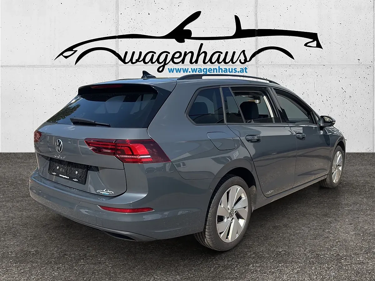 Volkswagen Golf 2025 photo 3