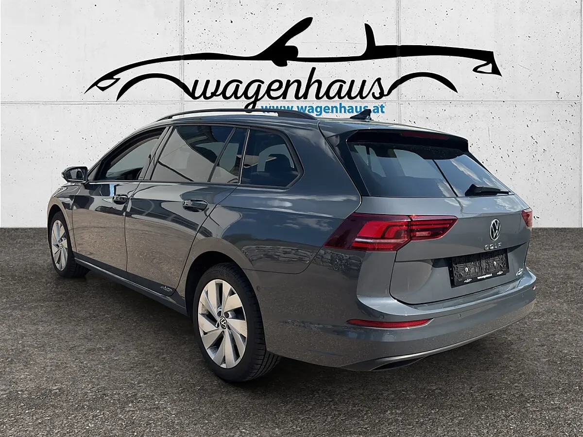Volkswagen Golf 2025 photo 2