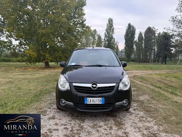 Opel Agila