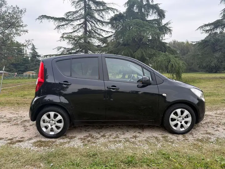 Opel Agila 2010 photo 4