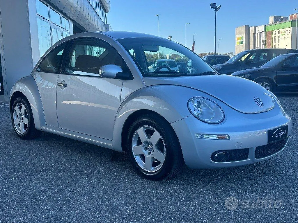 Volkswagen New Beetle 2006 photo 2