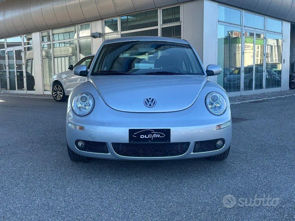 Volkswagen New Beetle 2006 photo 4