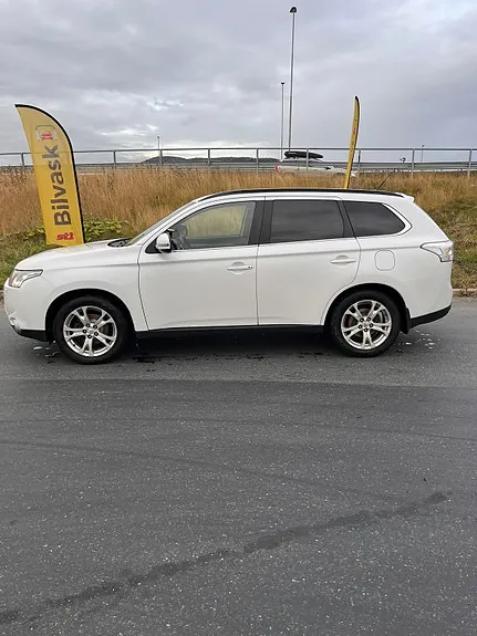 Mitsubishi Outlander 2013 photo 3