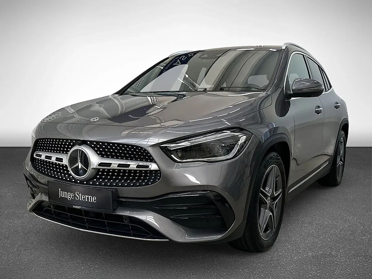 Mercedes-Benz Gla Class 2022 photo 2