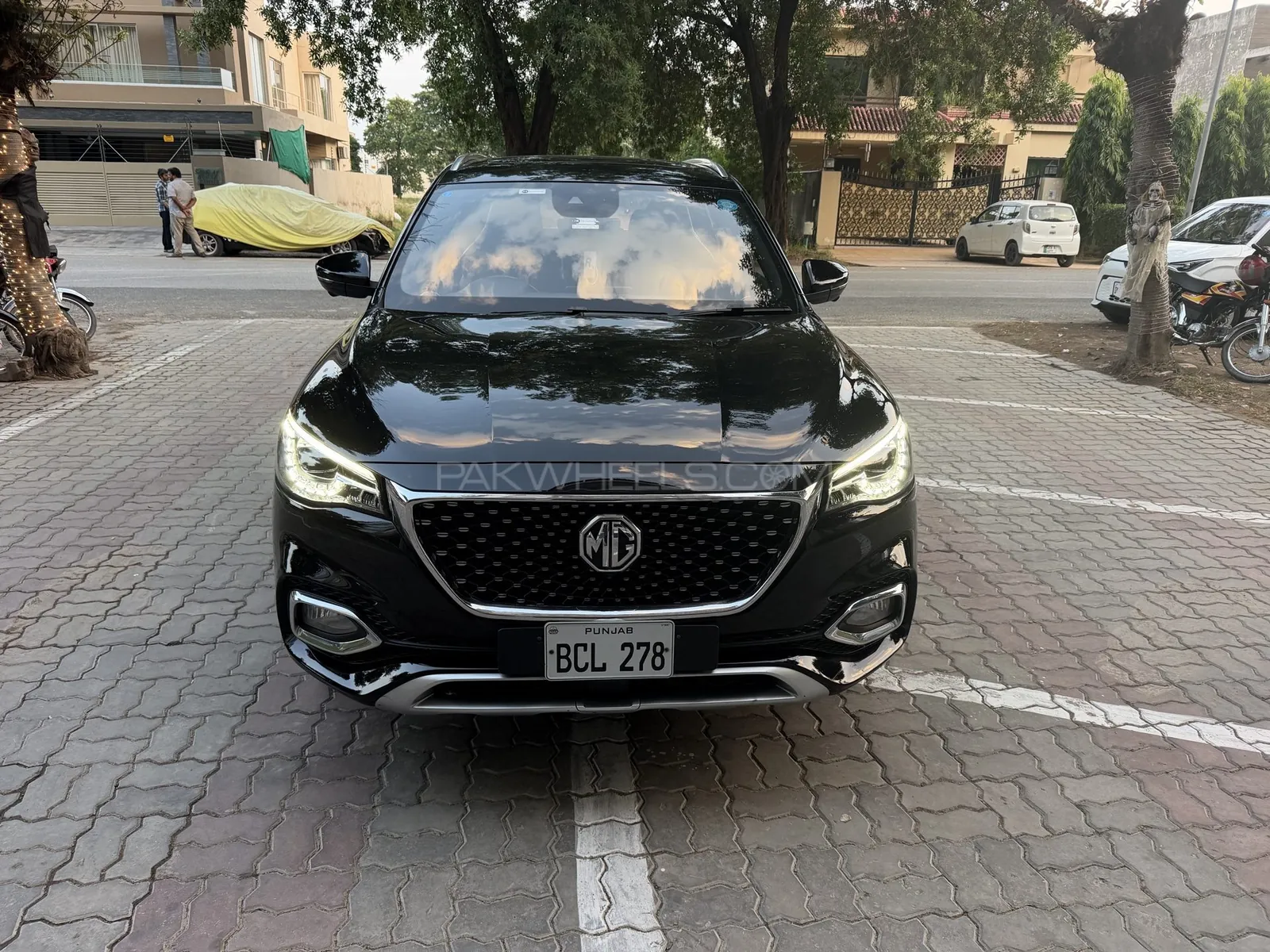 MG Hs