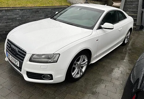 Audi A5 2010 photo 5