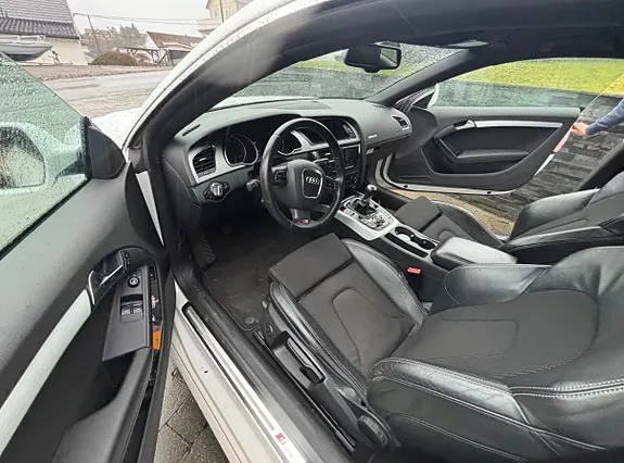 Audi A5 2010 photo 3