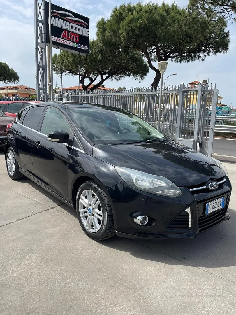 Ford Focus 2014 photo 2