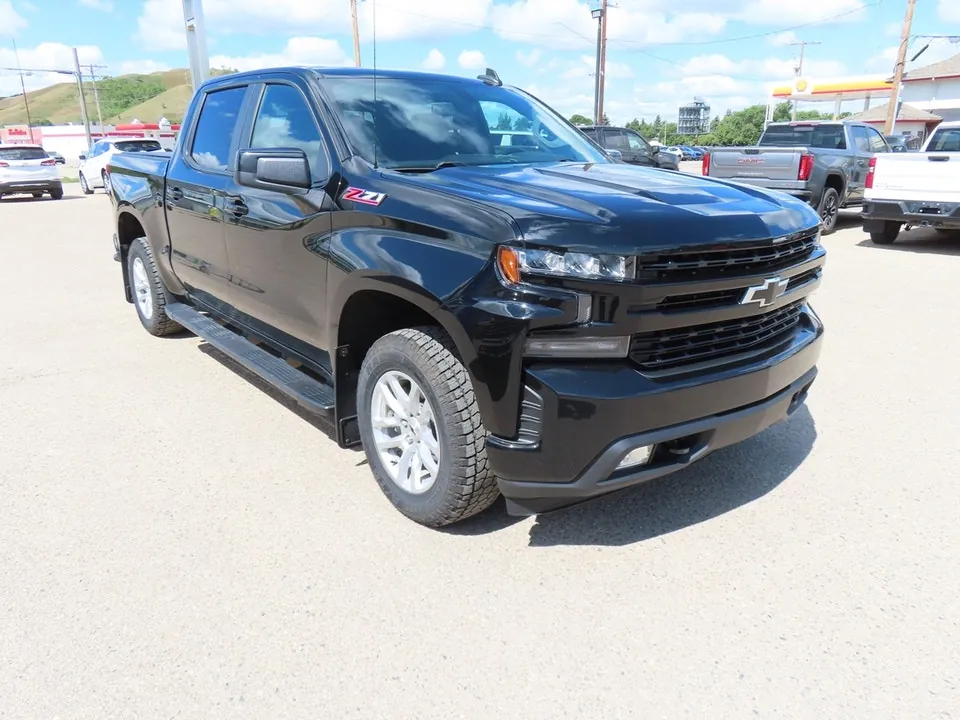 Chevrolet Silverado 1500 2021 photo 2