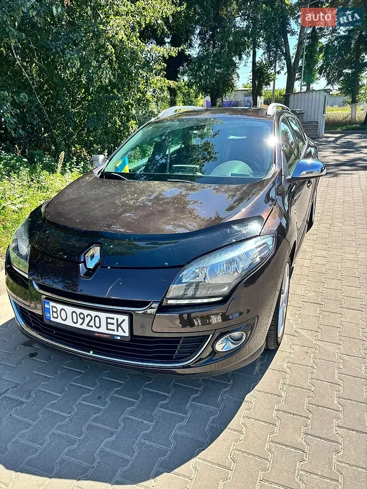 Renault Megane 2012 photo 2