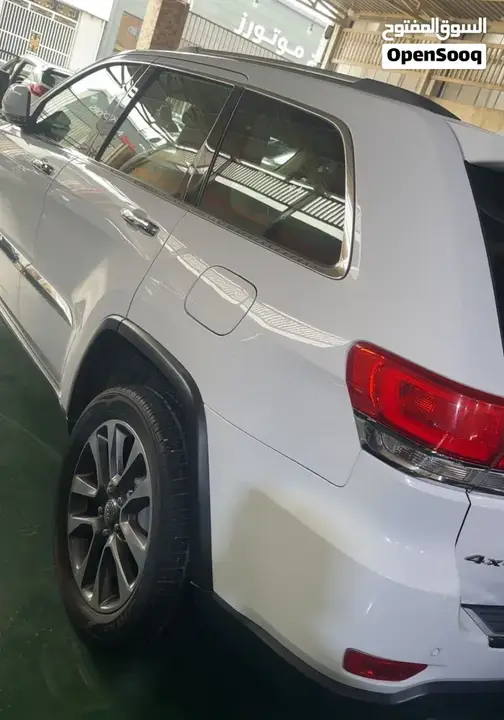 Jeep Grand Cherokee 2018 photo 4