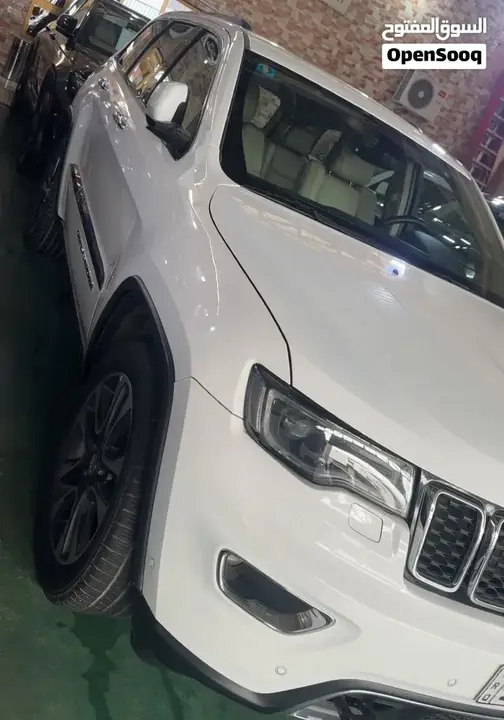 Jeep Grand Cherokee 2018 photo 2