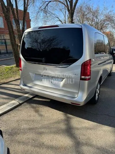 Mercedes-Benz V-Class 2015 photo 5