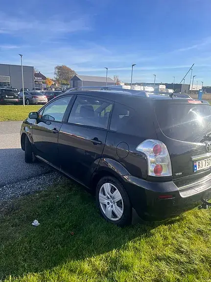 Toyota Corolla Verso 2007 photo 4