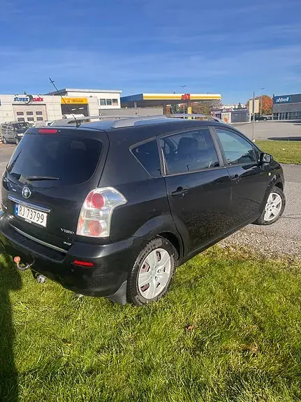 Toyota Corolla Verso 2007 photo 2
