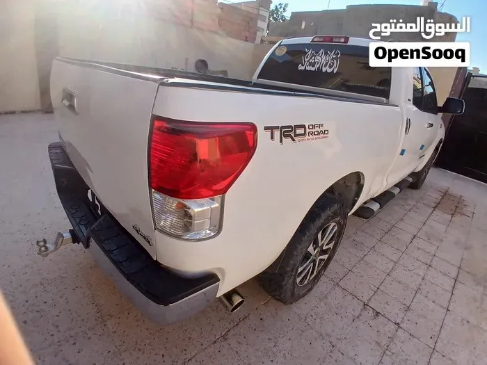 Toyota Tundra 2010 photo 4