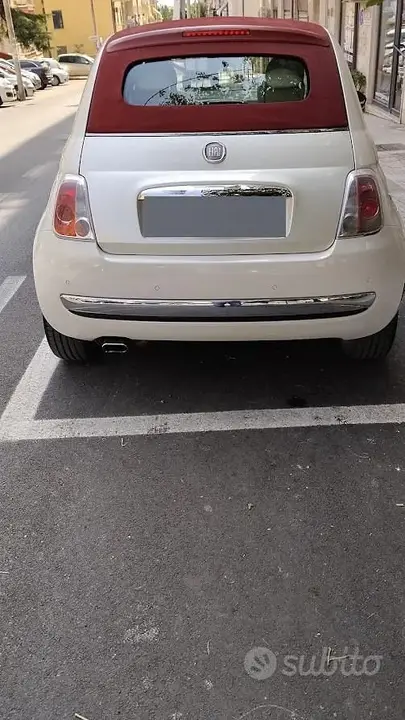 Fiat 500 Cabrio 2011 photo 4
