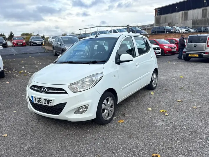 Hyundai I10 2011 photo 2