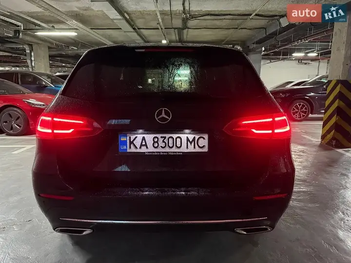 Mercedes-Benz B-Class 2021 photo 2