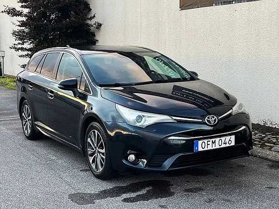 Toyota Avensis 2016 photo 5
