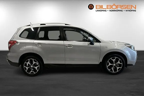 Subaru Forester 2014 photo 4