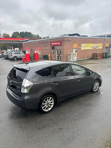 Toyota Prius 2012 photo 5