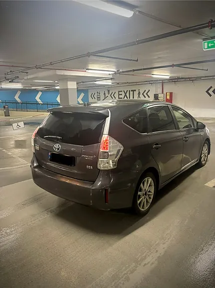 Toyota Prius 2012 photo 3