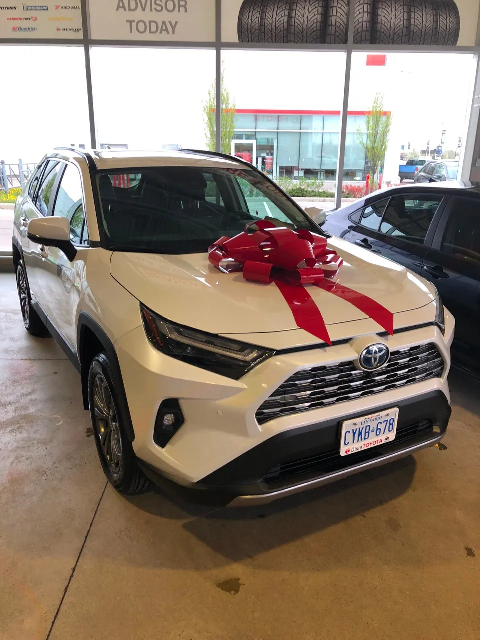 Toyota Rav4 2024 photo 2