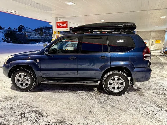 Toyota Land Cruiser 2004 photo 3