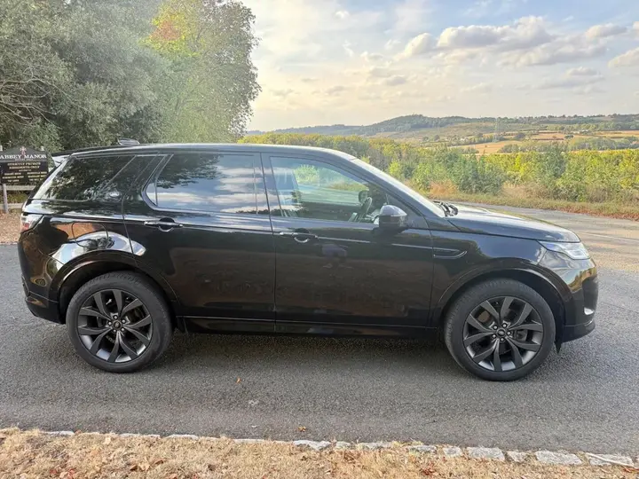 Land Rover Discovery Sport 2022 photo 5