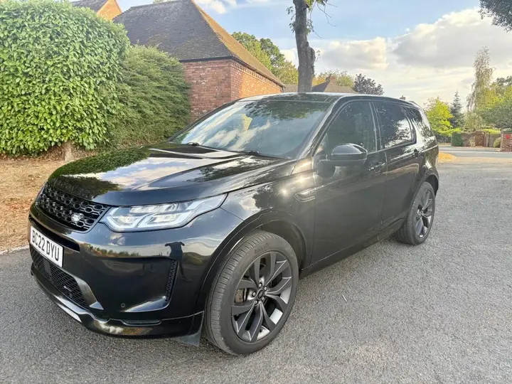 Land Rover Discovery Sport 2022 photo 2