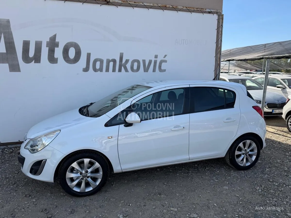 Opel Corsa D 2014 photo 3
