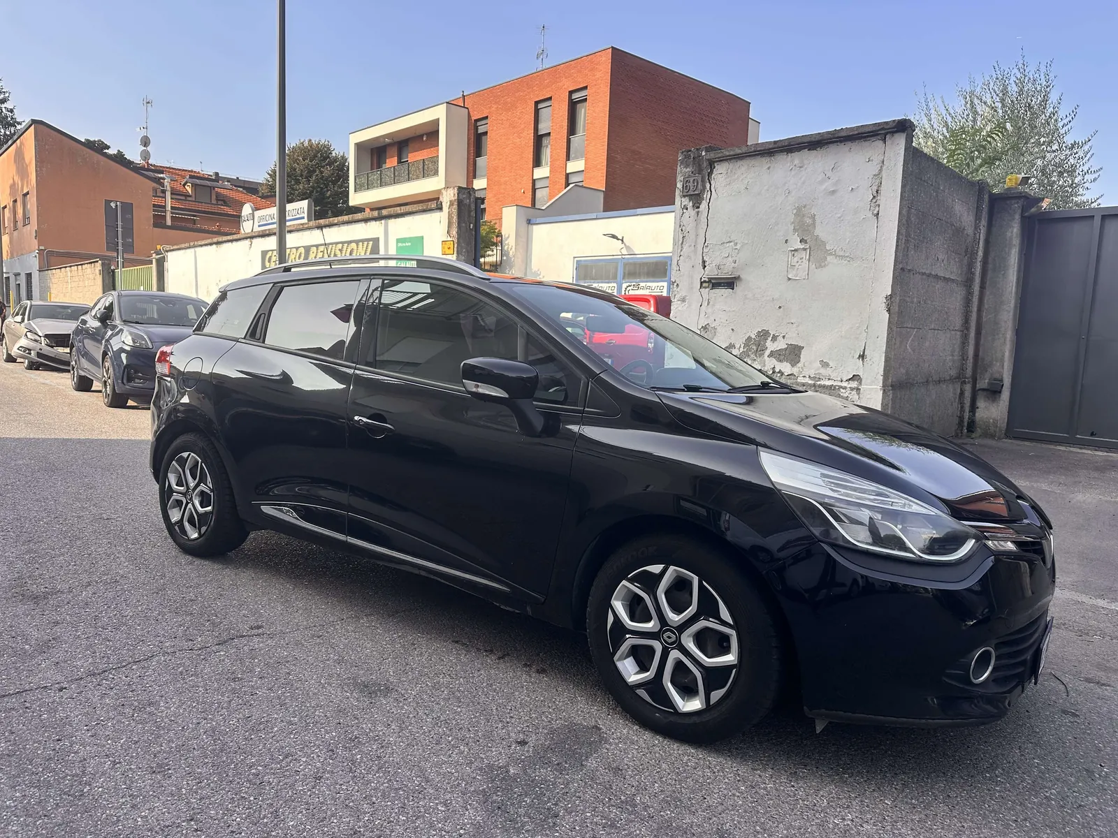 Renault Clio 2013 photo 2