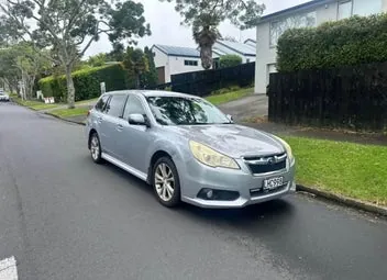 Subaru Legacy 2013 photo 2