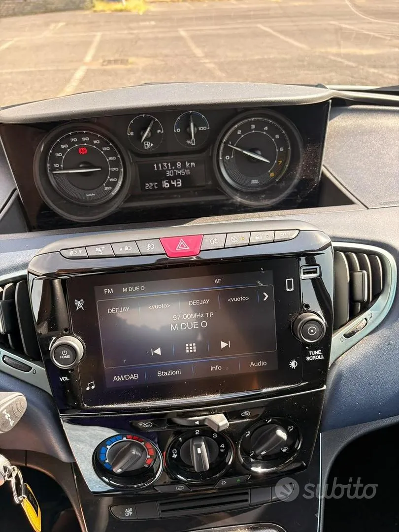 Lancia Ypsilon 2024 photo 5