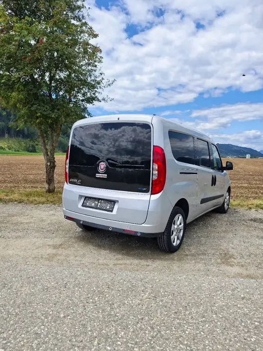 Fiat Doblò 2017 photo 2
