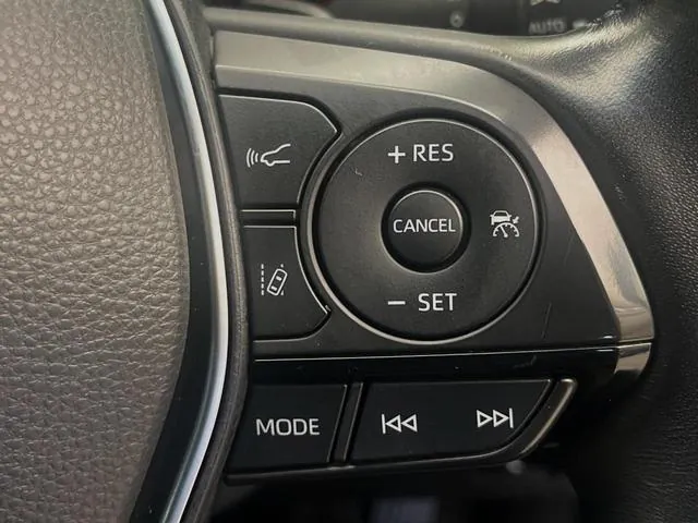 Toyota Crown 2019 photo 5